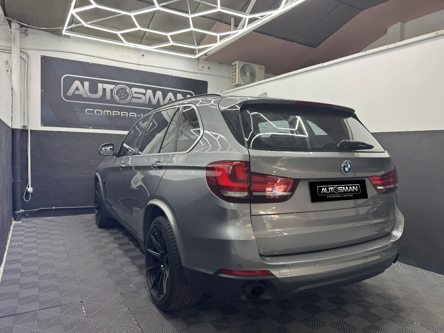 BMW X5 xDrive25D 2014 Diésel Gris - Detalle